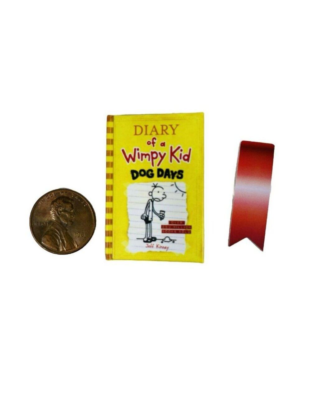 ZURU Mini Brands DIARY OF A WIMPY KID Dog Days Mini Hardcover Book And Bookmark